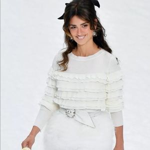 NWT Chanel Wool Jumper Ruffled Sweater White 2019 WINTER